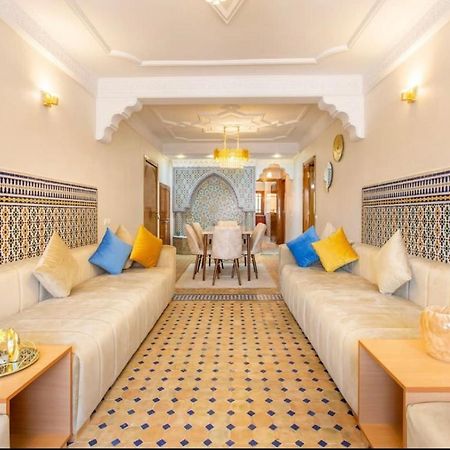 Luxury Appartement Gueliz Center Маракеш Екстериор снимка